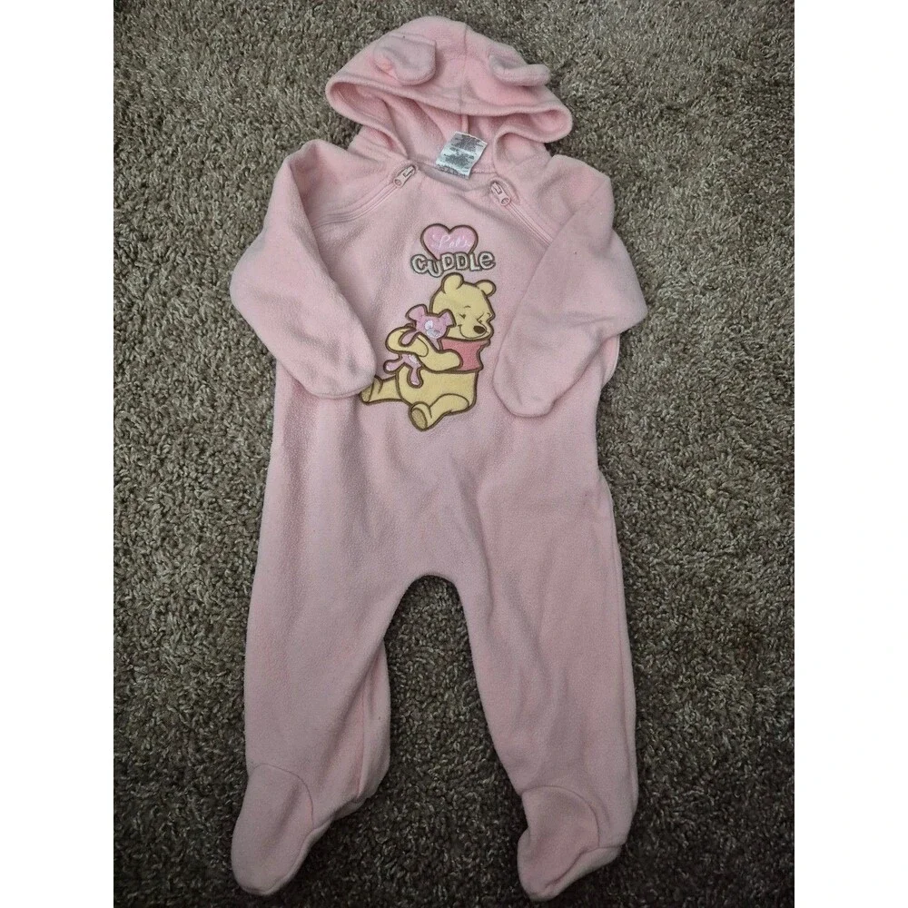 Winnie the pooh bunting size 6-9 months